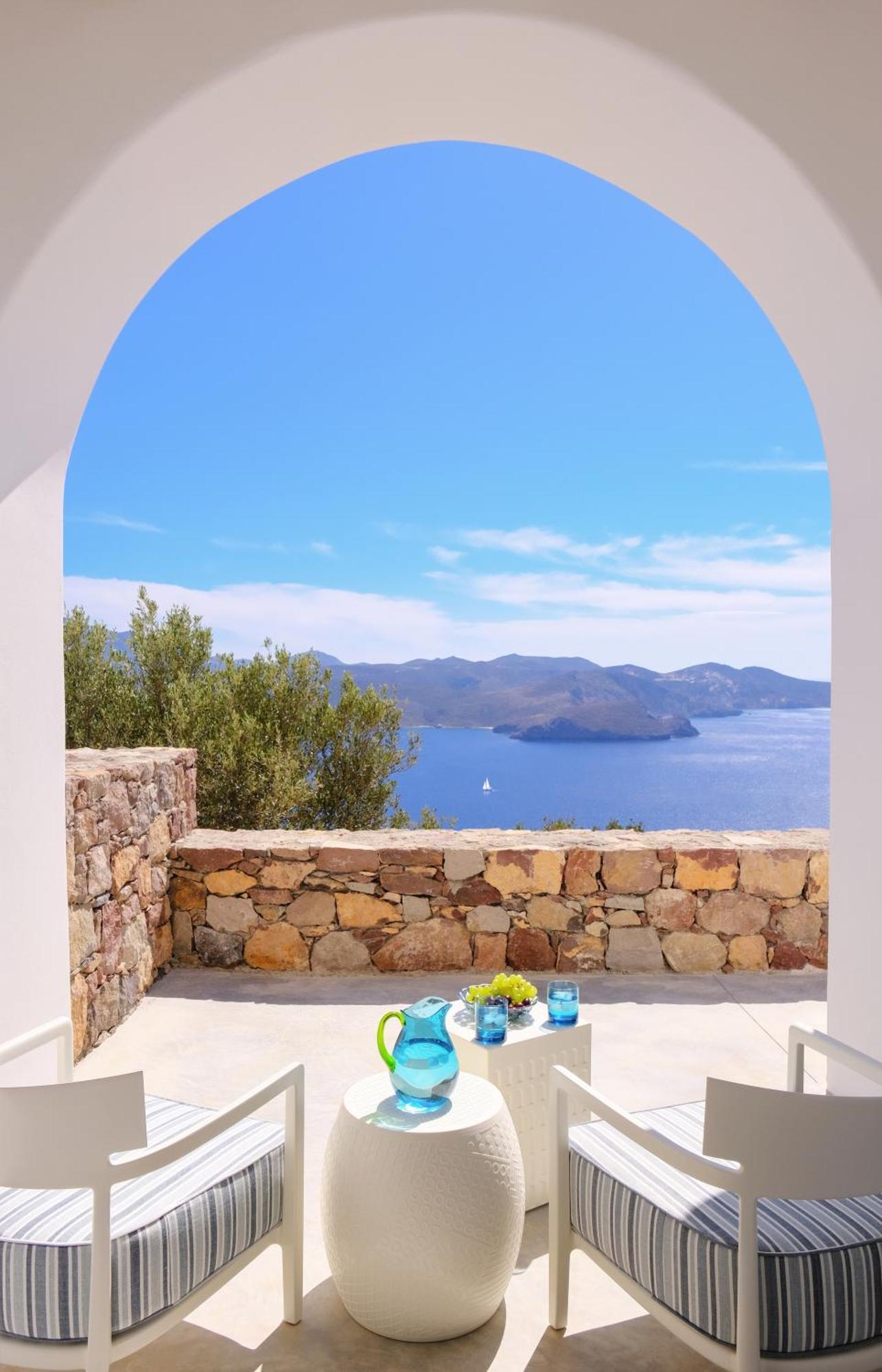 Odyssey Rock Milos Sunset Suites Plaka  Værelse billede