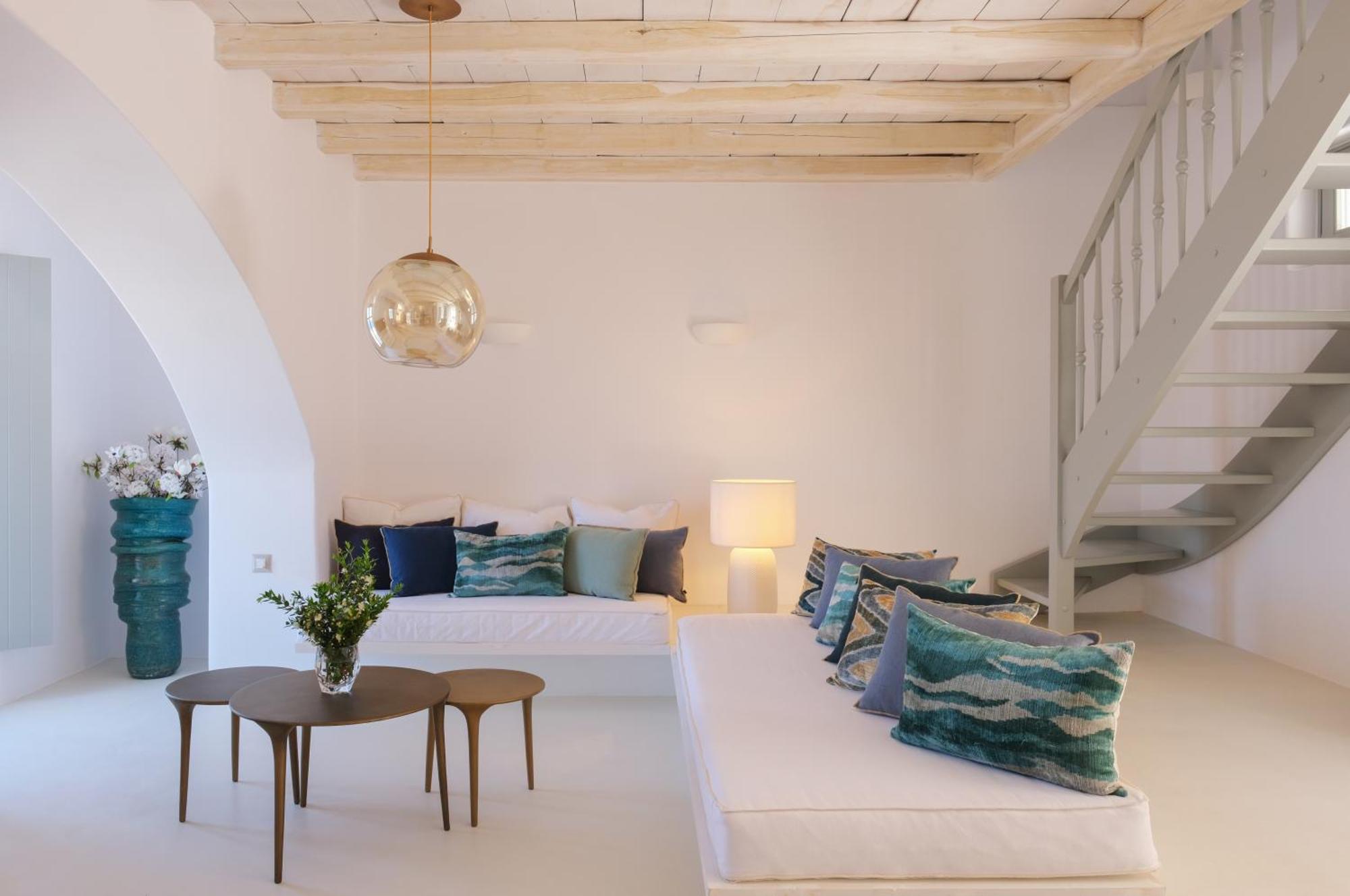 Odyssey Rock Milos Sunset Suites Plaka  Eksteriør billede