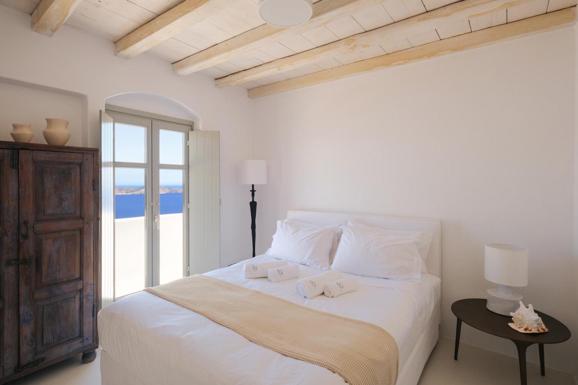 Odyssey Rock Milos Sunset Suites Plaka  Værelse billede